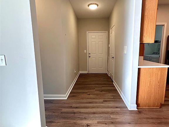 4th image of 16246 Redstone Mountain Ln