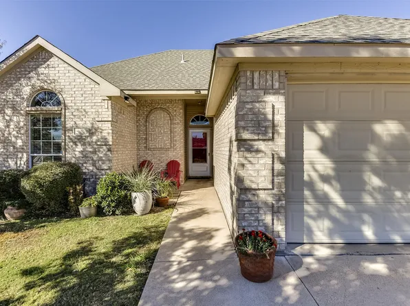 603 Brenna Rd, Waxahachie, TX 75165