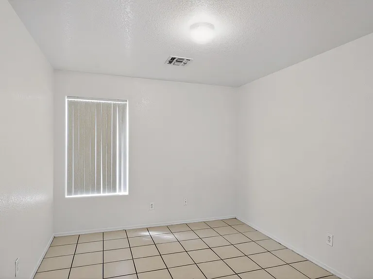 7395 W San Miguel Ave — Photo 9