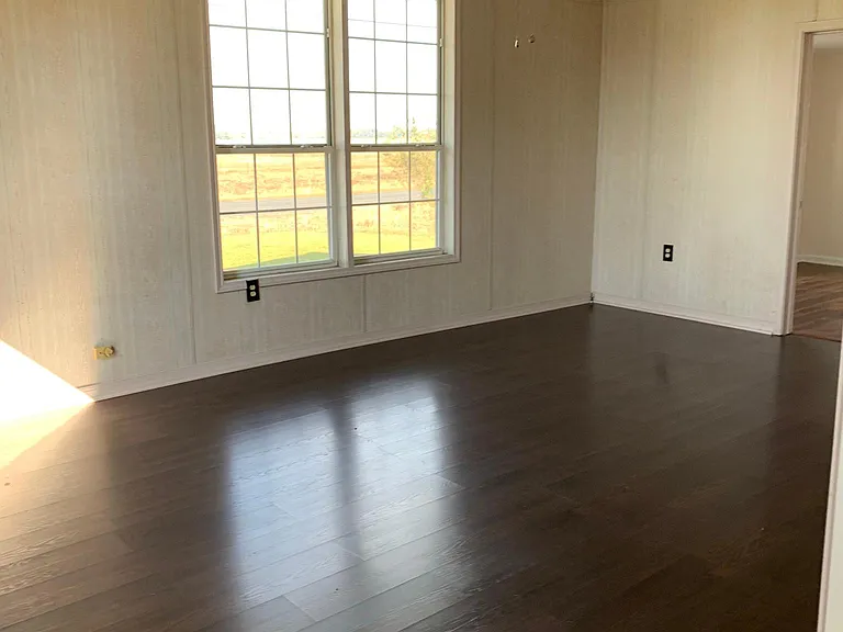 2495 S Avenue F — Photo 13