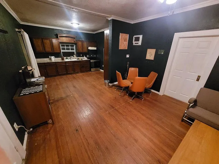 410 Ann Ave — Photo 9