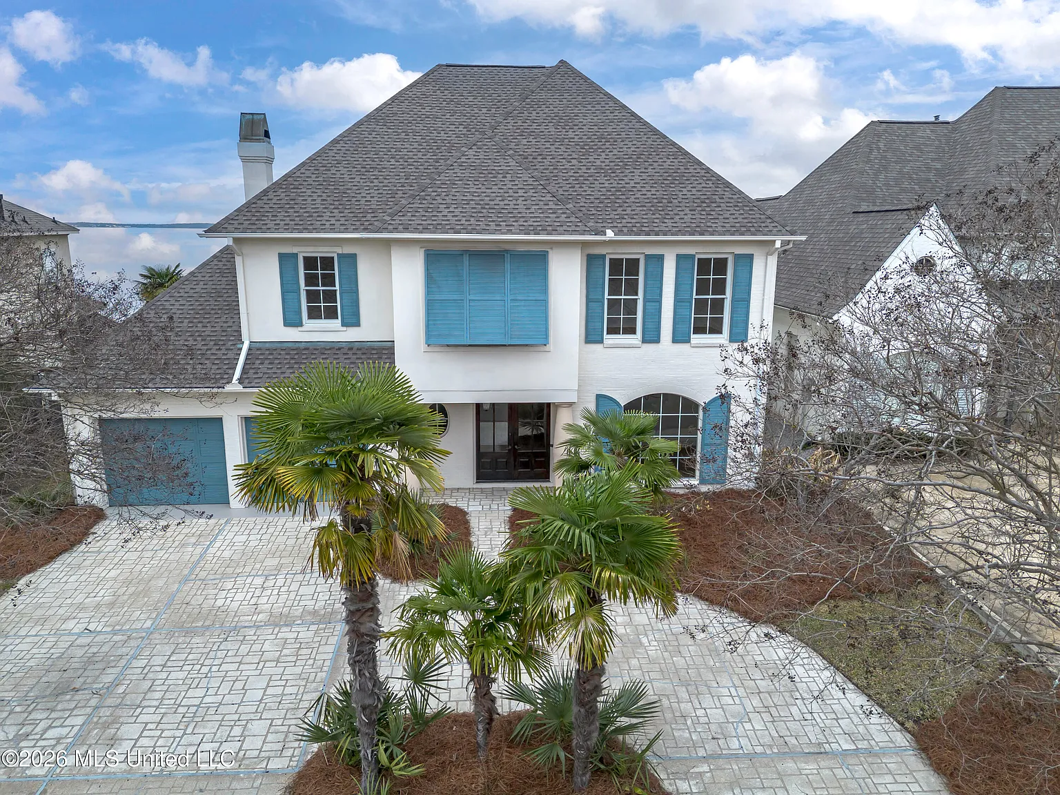 4 bed, 3.5 bath, 3440 sqft, $4,300 — Photo 1