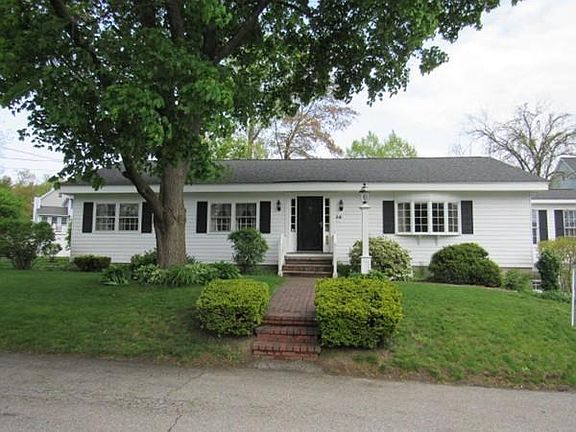 2nd image of 36 Alcott St