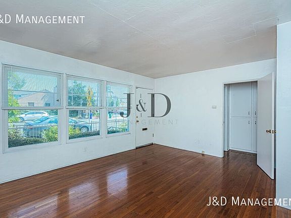 4th image of 4372 Louisiana St #4372