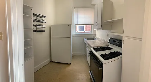 750 Brookline Blvd #2 Photo 1