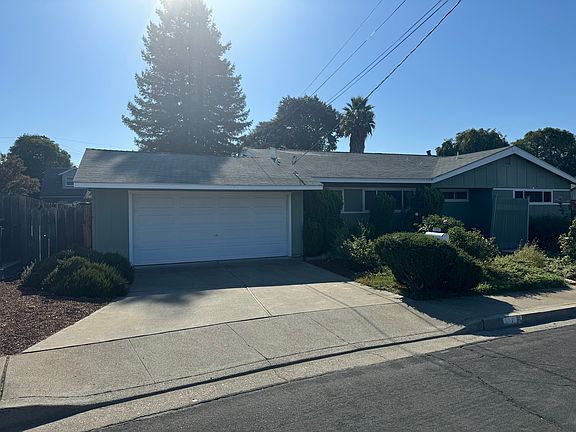 Front view 2 cars garage.