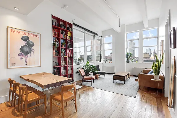 60 Broadway #6G