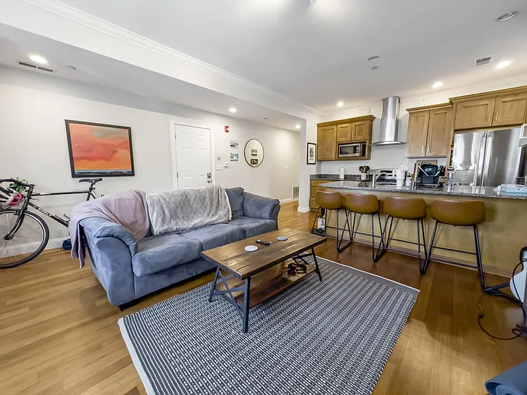 123 Webster Ave #1 — Photo 5