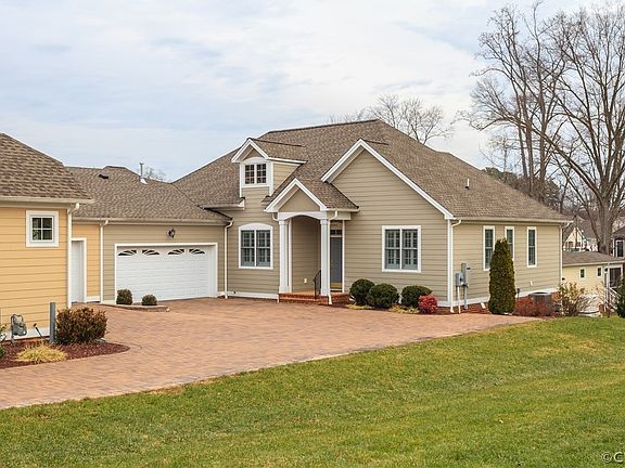 4th image of 9345 Amberleigh Cir #9345
