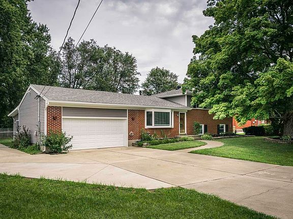 2nd image of 7703 Brownwood Dr