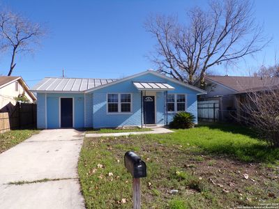 524 Perez, Uvalde, TX, 78801