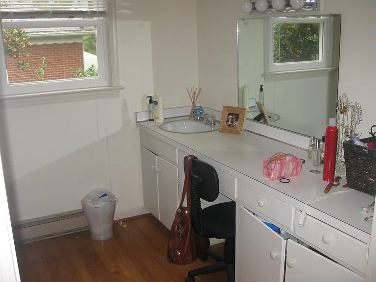 Upstairs Bedroom 1 Vanity Area