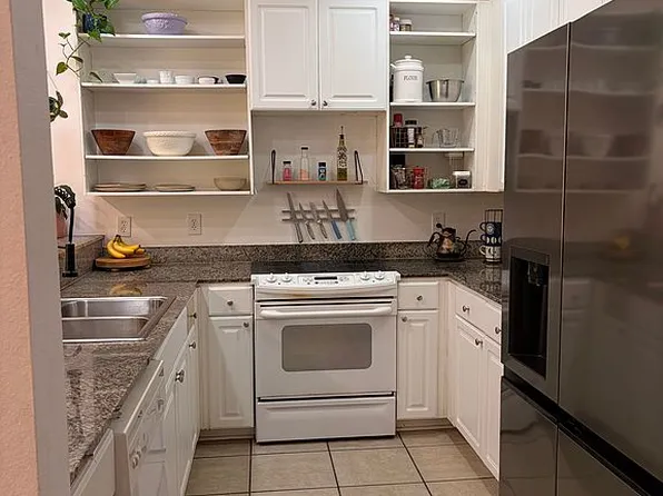1701 E 1st St Unit 208, Gulf Shores, AL 36542