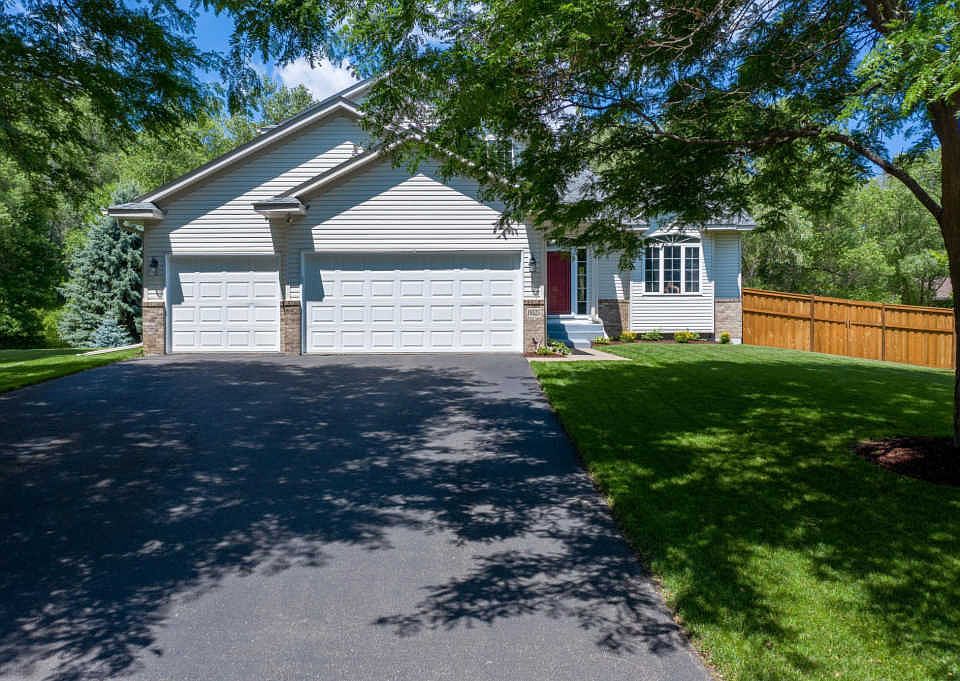 1st image of 10525 Van Buren Cir NE