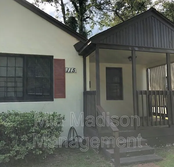 115 Hibiscus Ave — Photo 1