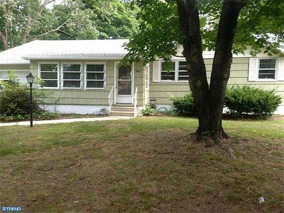 5th image of 901 Clay St