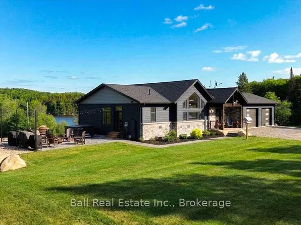 632 The South Rd, Wollaston, ON K0L 1P0