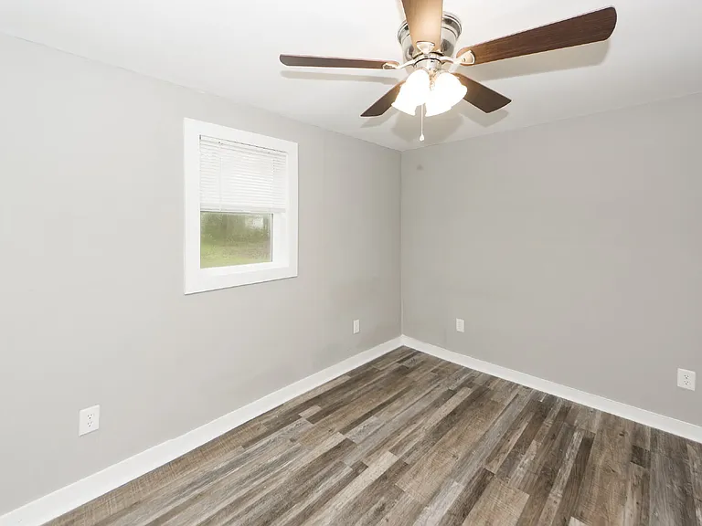 209 Testament Ln — Photo 10