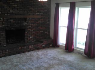 209 Bernard Dr, Belleville, IL 62223