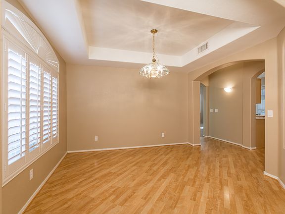 3rd image of 17988 W Udall Dr