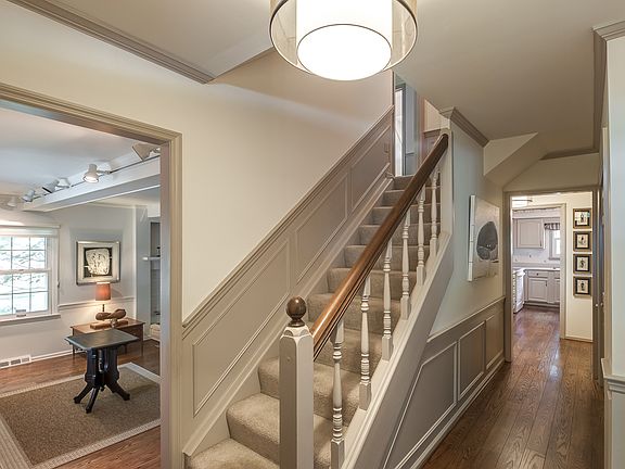 4th image of 73 Wythe Parish St