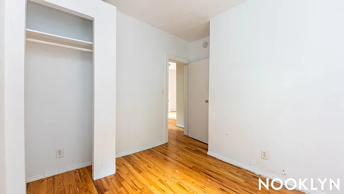 Rented by Nooklyn NYC LLC | media 21