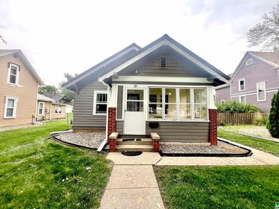 20 S Harvard St, Vermillion, SD, 57069
