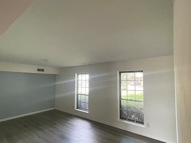 14411 Sunrose Ln — Photo 8