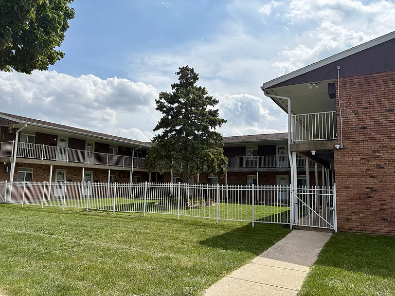 4510 W Washington St #205 — Photo 10