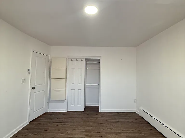 906 Huntington Ave — Photo 14
