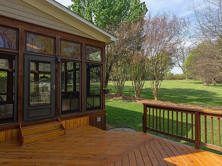 205 Windhover Dr — Photo 28