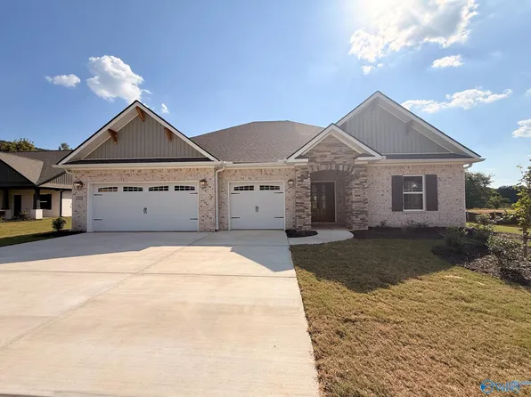 1310 Vouri Cir, Huntsville, AL 35803