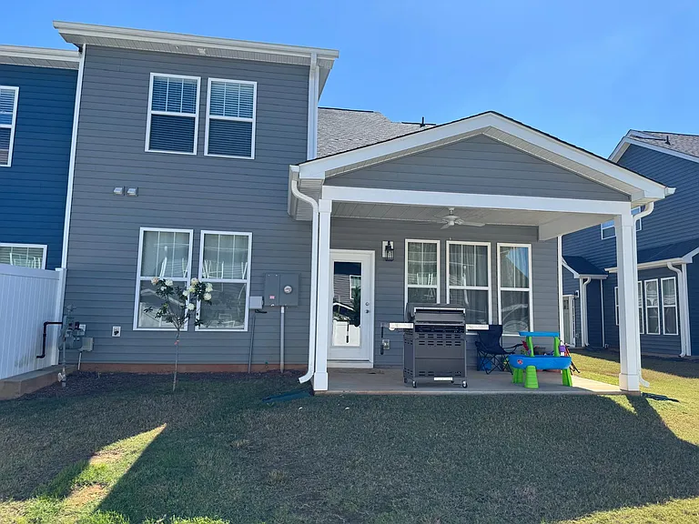 104 Greensdale Ln — Photo 40