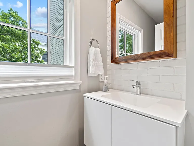 Powder room