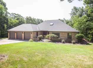 52 Wilderness Ln, Defiance, MO