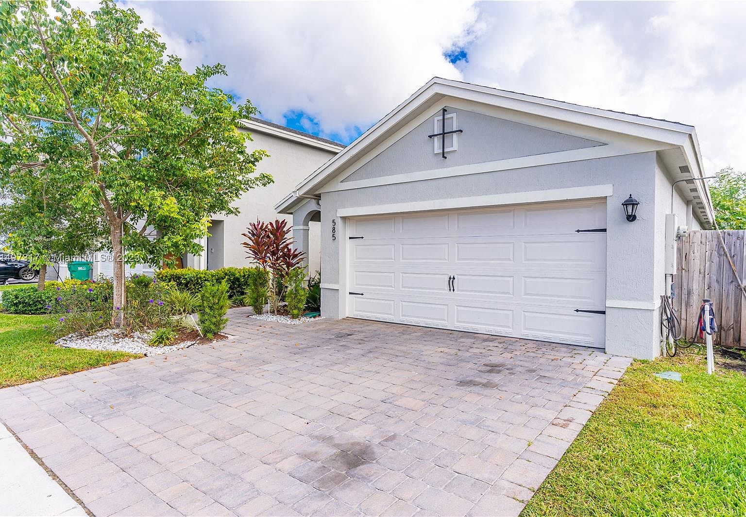 585 NE 6th Pl, Florida City, FL 33034 | MLS #A11497317 | Zillow