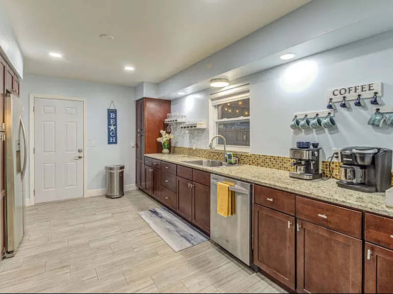 5151 Duhme Rd — Photo 9
