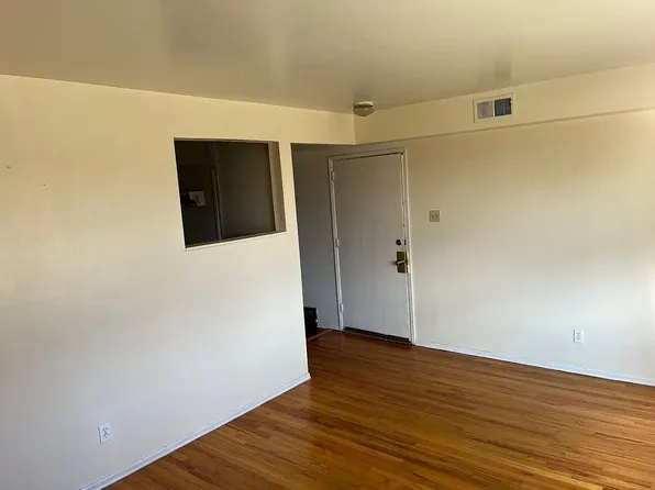 10215 Marble Arch Ln APT B, Saint Louis, MO 63123