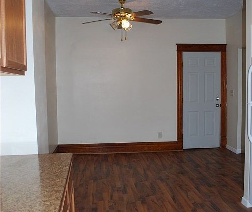 3rd image of 1 E Odell St