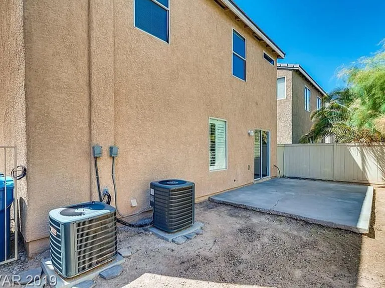 2446 El Valle St — Photo 18