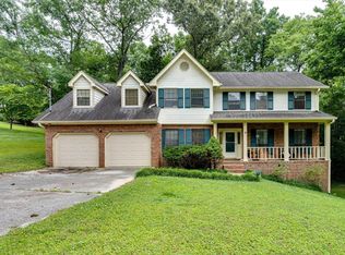 1910 Sand Dunes Dr, Hixson, TN 37343