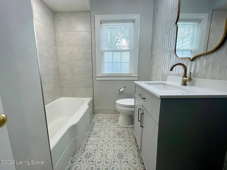 129 Heady Ave — Photo 10