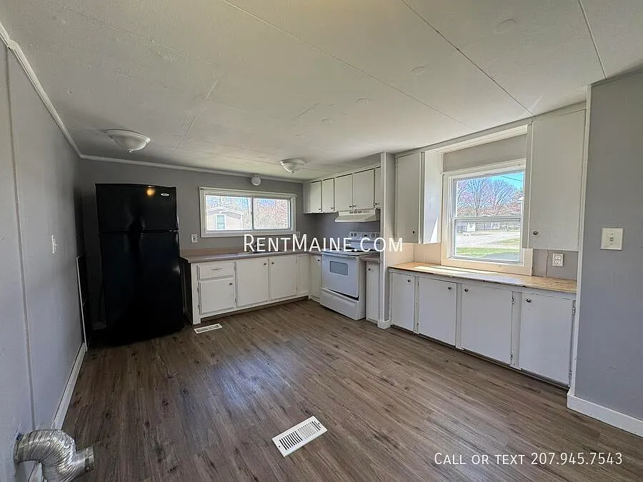 2 bed, $1,200 — Photo 1