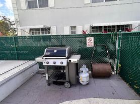 1520 McKinley St, Hollywood, FL