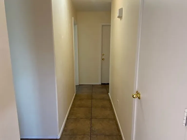 11425 W Pinehollow Dr — Photo 6