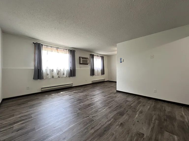 2900 Autumn Dr #103 — Photo 3