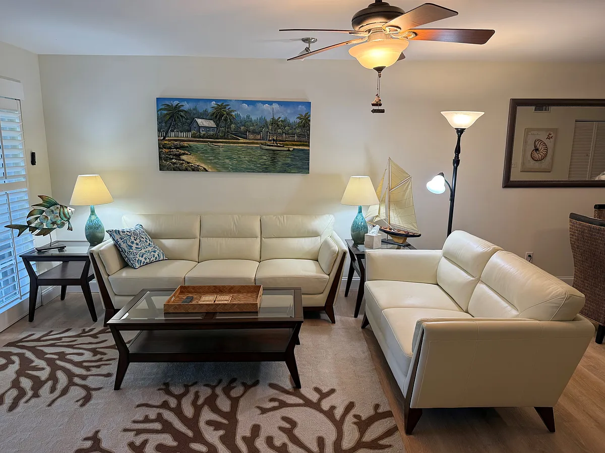 Living Room - 4026 Silver Palm Dr #B