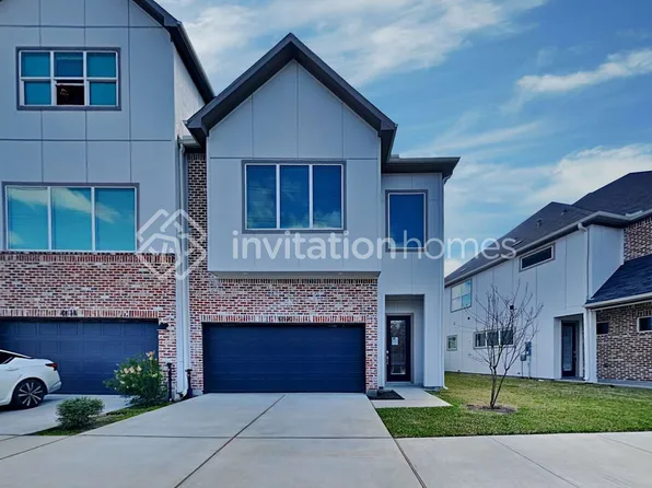 10530 Executive Lake Dr, Stafford, TX 77477