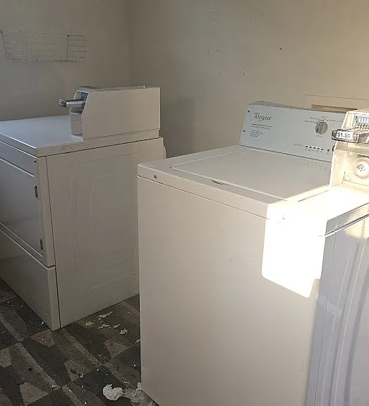 512 Dell Ct — Photo 28