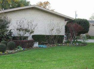 11915 Cromwell Dr, Dallas, TX 75234